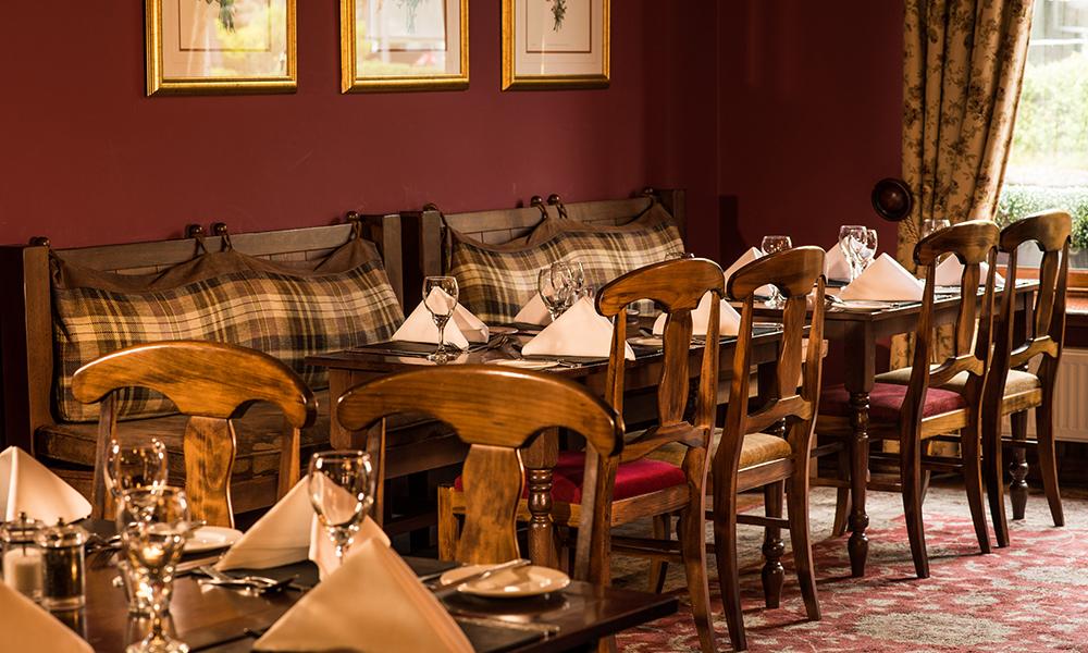 Balmoral Arms 호텔 발라터 외부 사진
